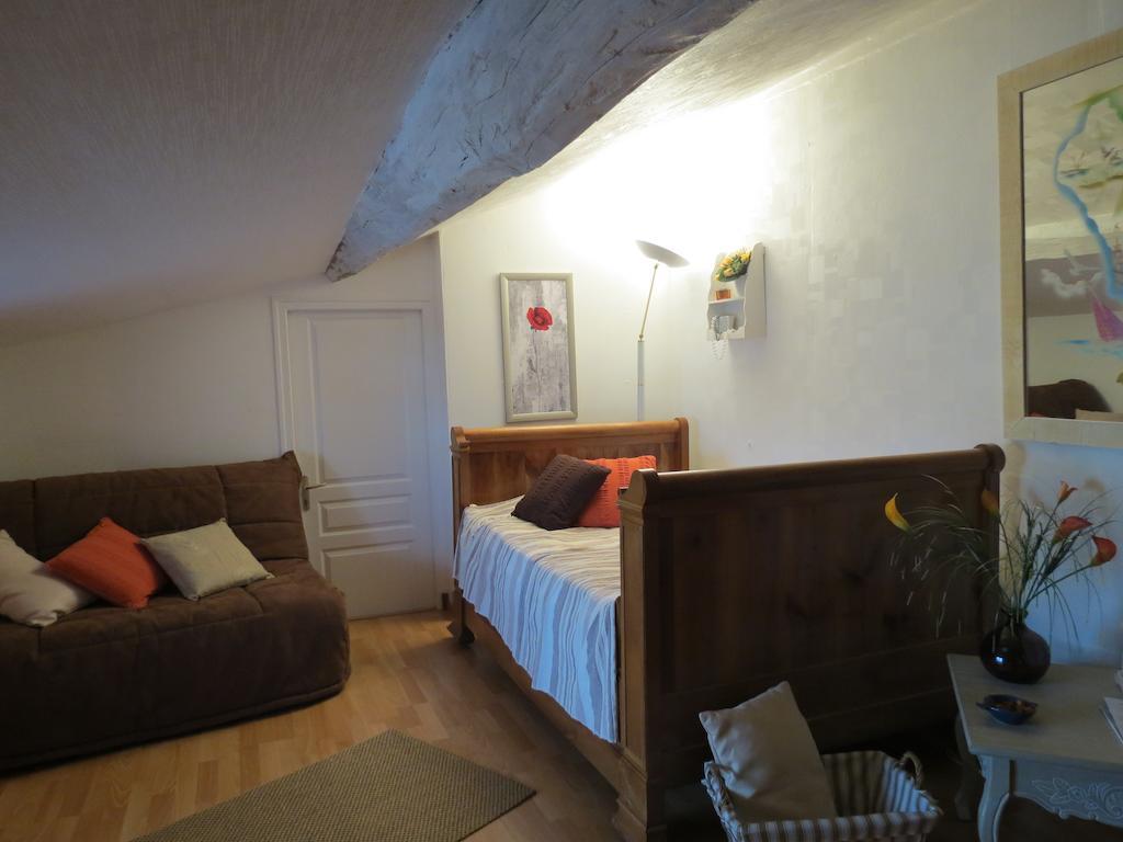 L'Aubinoise Bed & Breakfast Saint-Aubin-la-Plaine Стая снимка